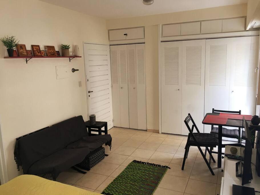 Studio Para 2 Personas Super Acogedor Ac Y Wifi Buenos Aires Eksteriør billede